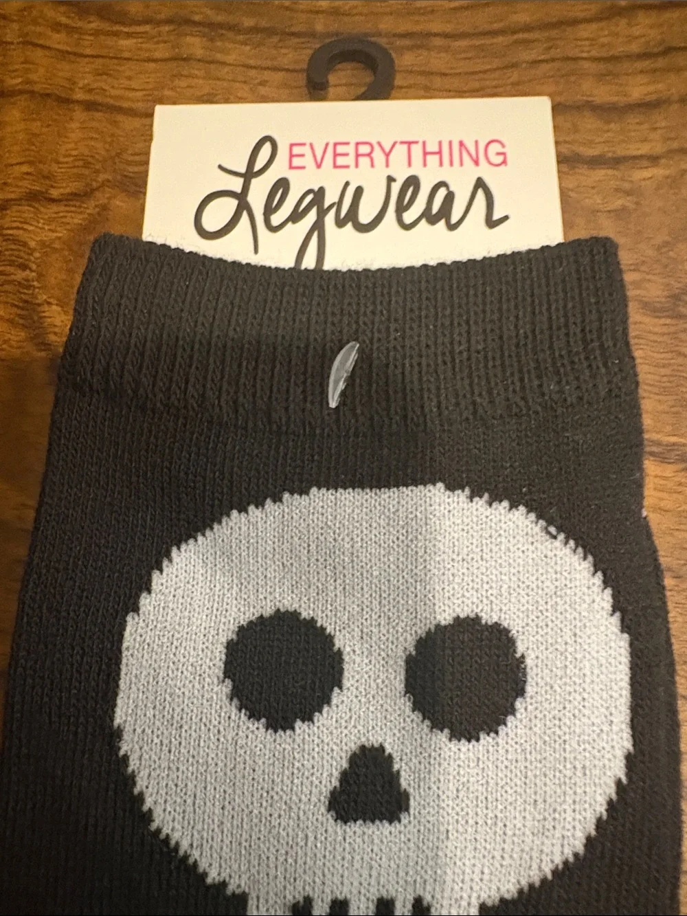 EVERYTHING Legwear Black Skull & Bone Men's Crew Socks